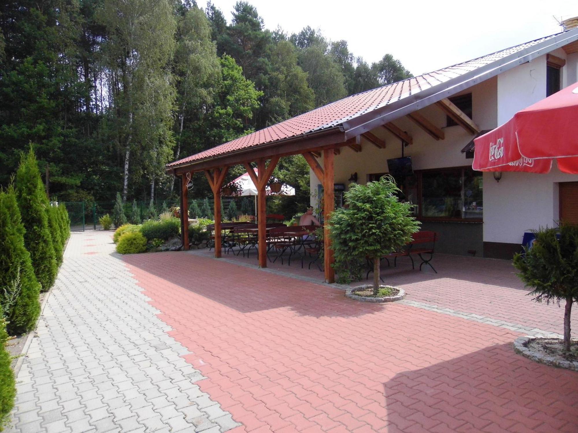 Villa Osrodek Wypoczynkowy Ada Niesulice Esterno foto